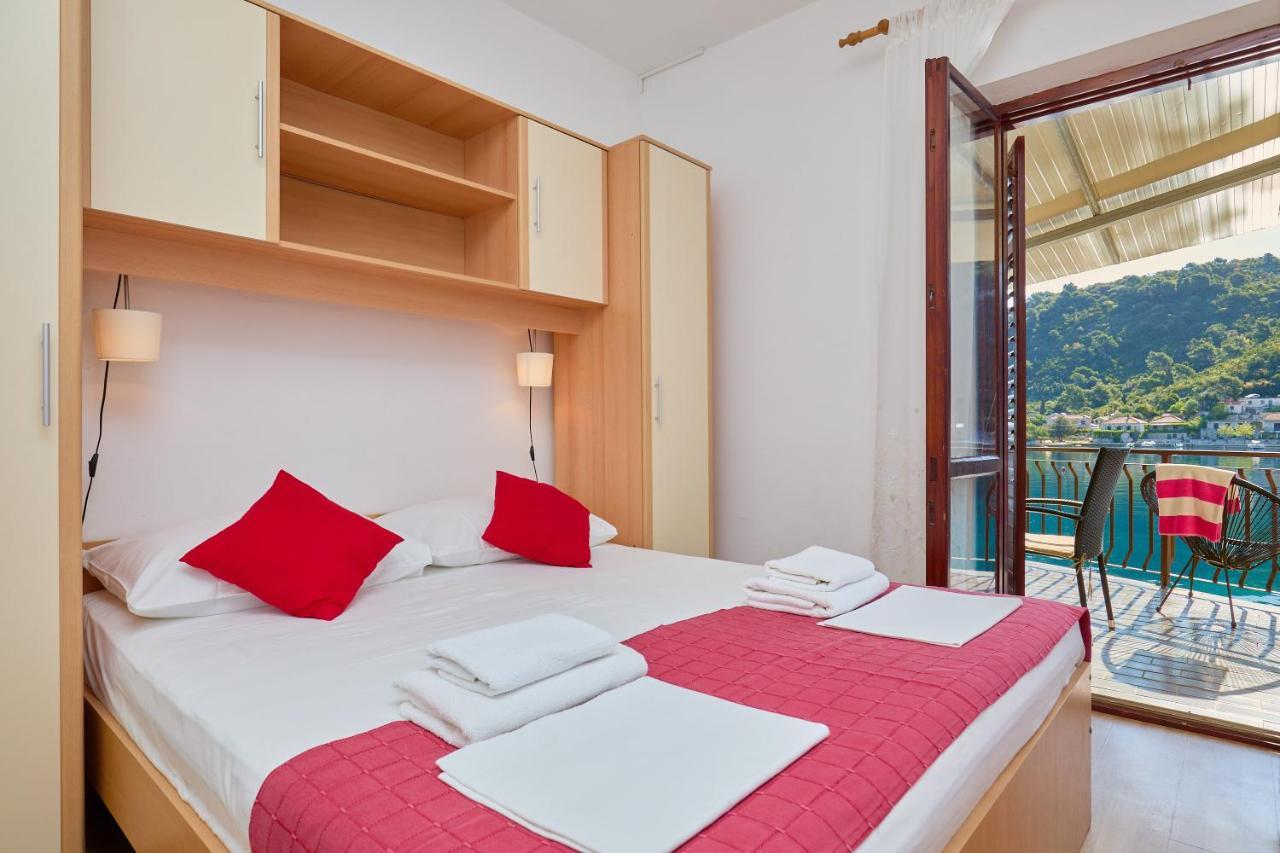 Boca - 3 Bedroom Apartment By The Sea Prozura Екстер'єр фото